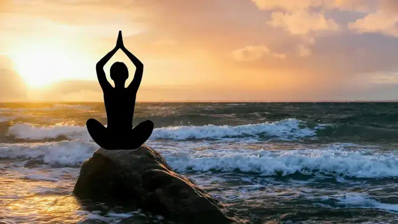 Bhujangasana Yoga Pose – Benefits & How‑To