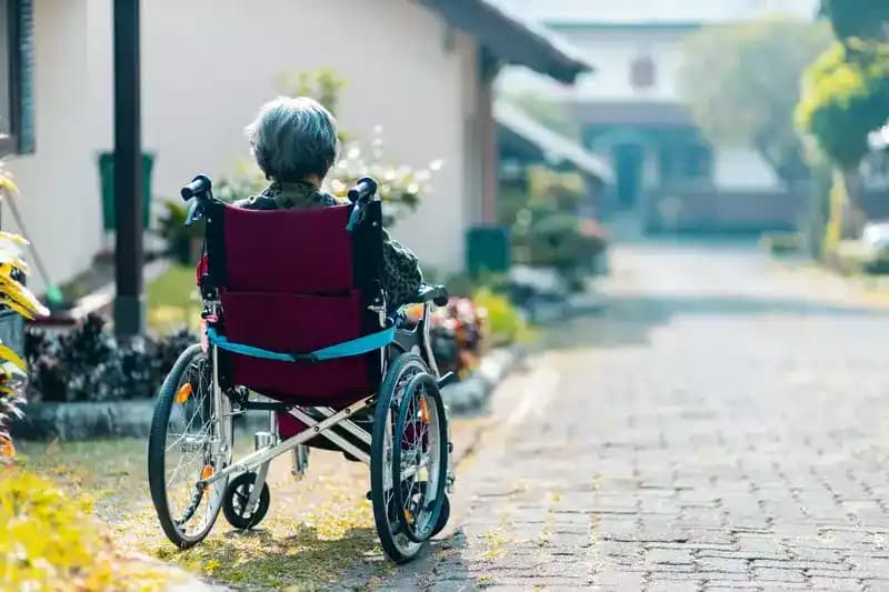 7 Stages of Dementia – Symptoms & Progression