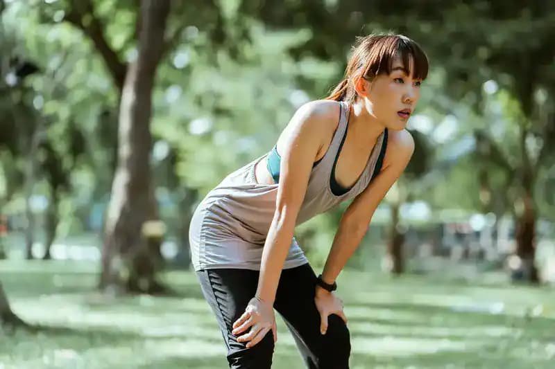 How to Reduce Knee Pain While Walking: Proven Tips, Remedies, and Exercises