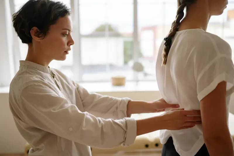 Effective Physiotherapy for Back Pain: Comprehensive Guide